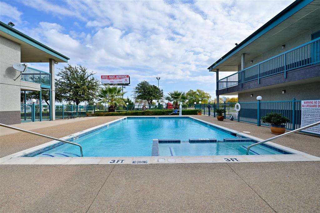 Americas Best Value Inn Fort Worth Facilities photo